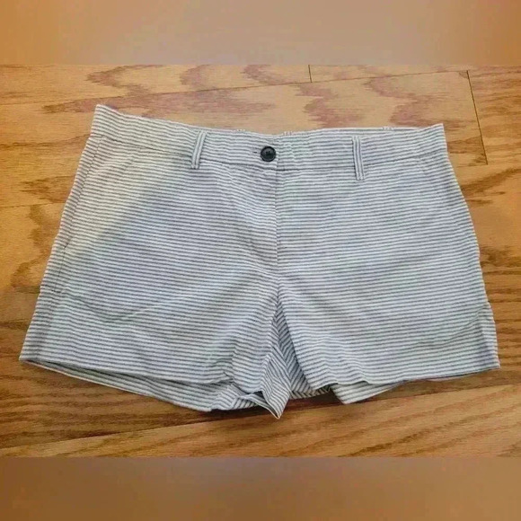 Gap Women's Striped Shorts - Picture 2 of 5